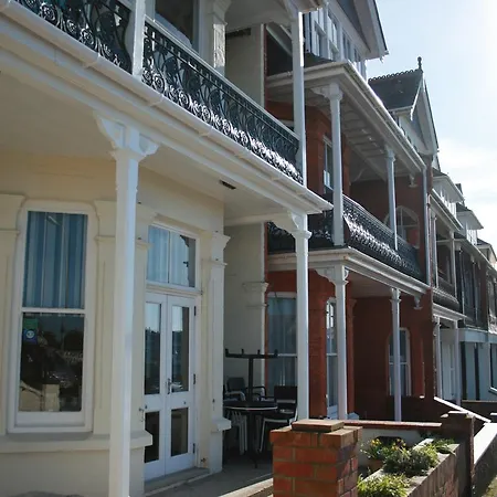 Lazy Waves Boutique 3* New Quay